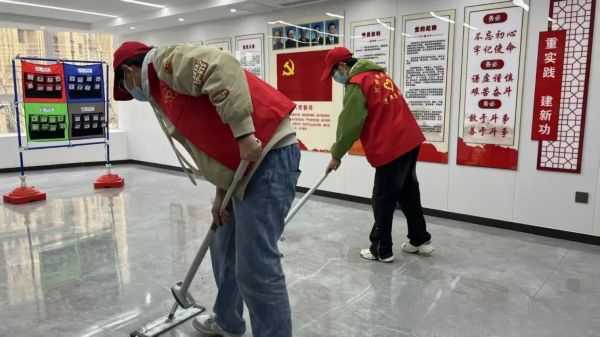 雷锋精神心中记 社区服务践于行 || best365体育官网登录入口青年志愿者协会深入社区开展志愿服务活动 第 15 张