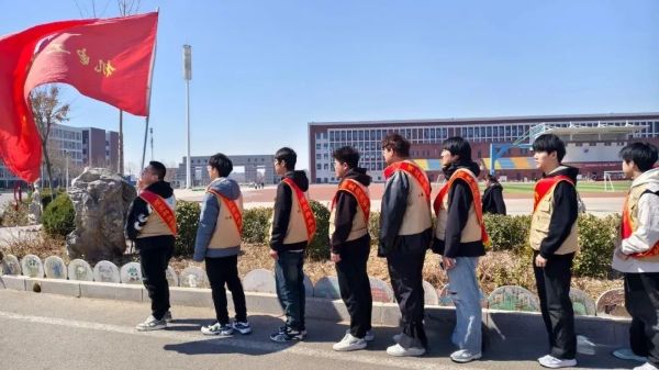 赓续雷锋薪火，奏响时代和声||我院2025年雷锋月系列活动（一） 第 2 张