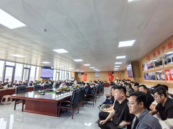 聚焦育人 共促发展||best365体育官网登录入口召开全体学管干部月例会 第 18 张