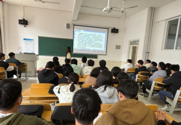 国家奖学金获得者专访：阚旭雯——以我之力，追我所愿 第 4 张